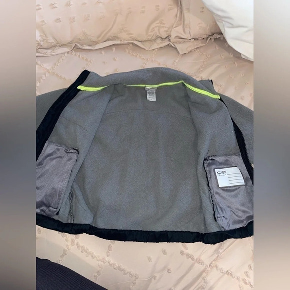 Champion Jacket - Picture 6 of 6